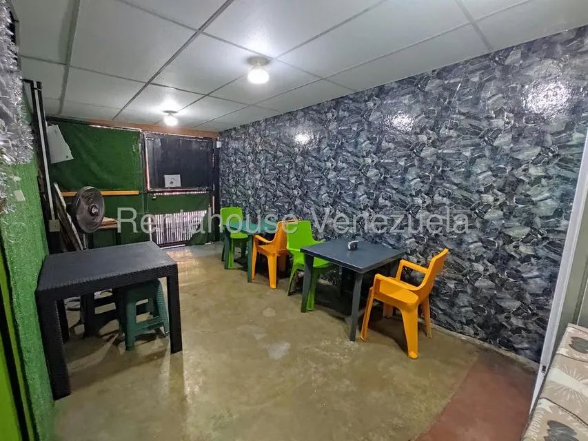 Casa (1 Nivel) en Venta en Zona Este, Lara - 2