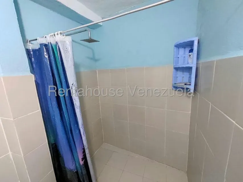 Casa (1 Nivel) en Venta en Zona Este, Lara - 14
