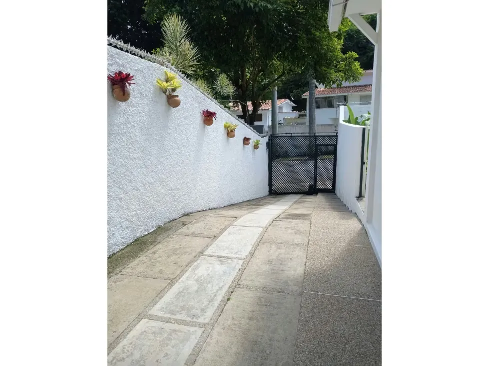 Se vende casa 646m2 Santa Marta 6710 - 3