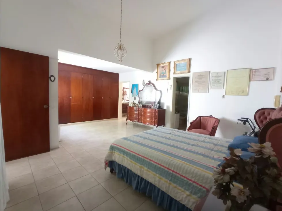 Se vende casa 646m2 Santa Marta 6710 - 38