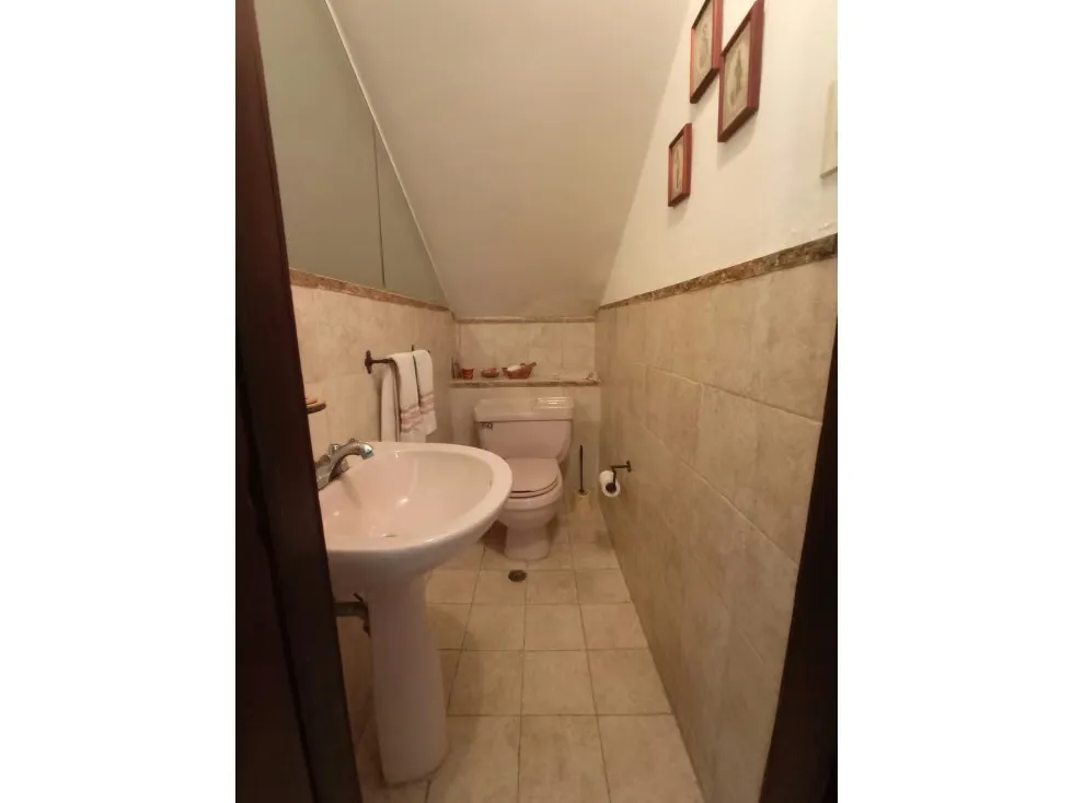 Se vende casa 646m2 Santa Marta 6710 - 9