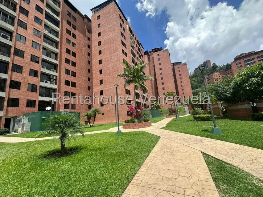Apartamento (1 Nivel) en Alquiler en Colinas de La Tahona, Distrito Metropolitano - 32