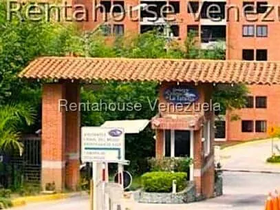 Apartamento (1 Nivel) en Alquiler en Colinas de La Tahona, Distrito Metropolitano - 35