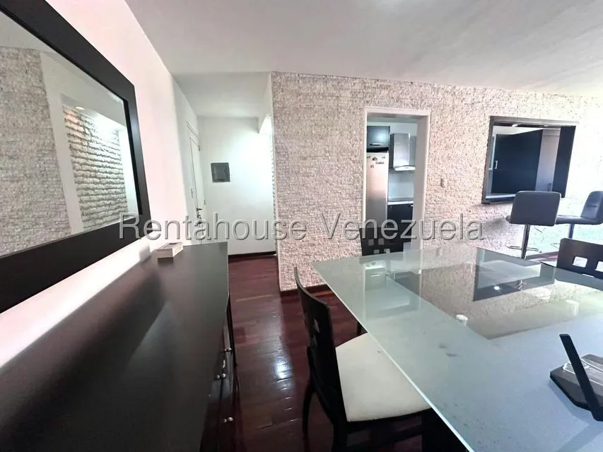 Apartamento (1 Nivel) en Alquiler en Colinas de La Tahona, Distrito Metropolitano - 6