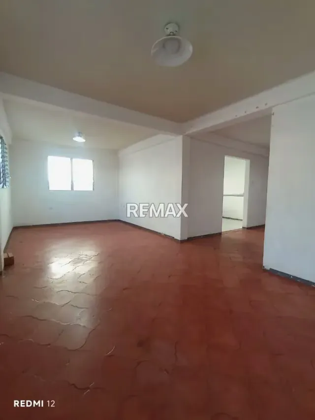 Casa en VENTA en TUCAPE A PIE DE CALLE - 2