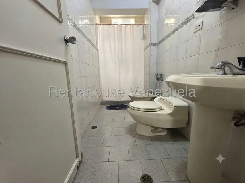 Apartamento (1 Nivel) en Venta en Del Este, Lara - 13