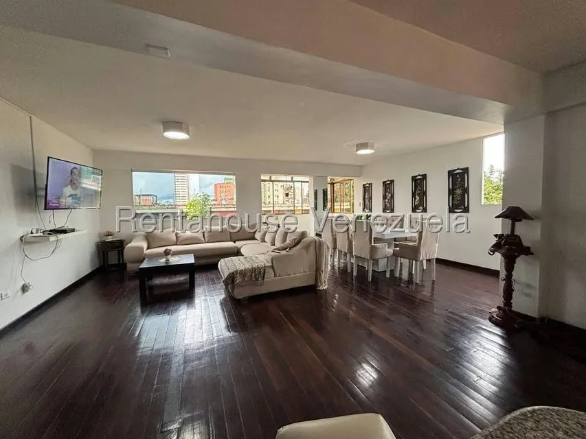 Apartamento (1 Nivel) en Venta en Del Este, Lara - 4