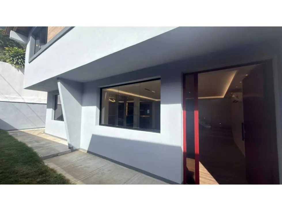 Casa totalmente remodelada en la parte alta de Los Palos Grandes - 35