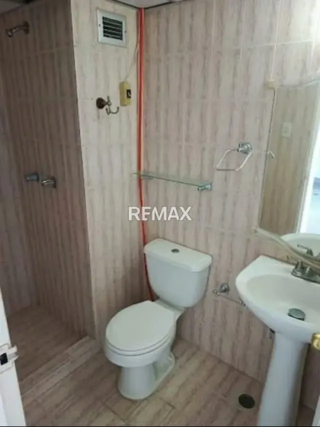 EN VENTA APARTAMENTO CON VISTA AL MAR, LAGUNA SUITES II - 12