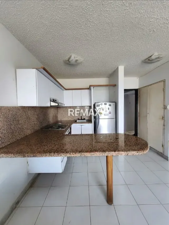 EN VENTA APARTAMENTO CON VISTA AL MAR, LAGUNA SUITES II - 10