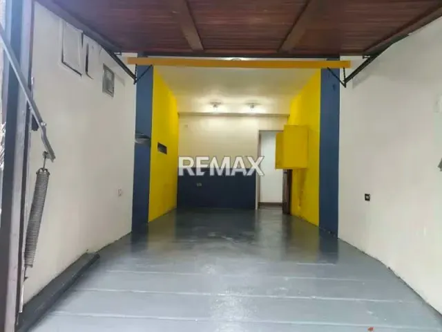 ALQUILER COMERCIAL AV VICTORIA 70MTS - 2