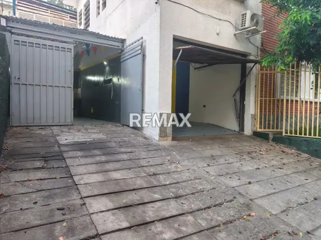 ALQUILER COMERCIAL AV VICTORIA 70MTS - 10
