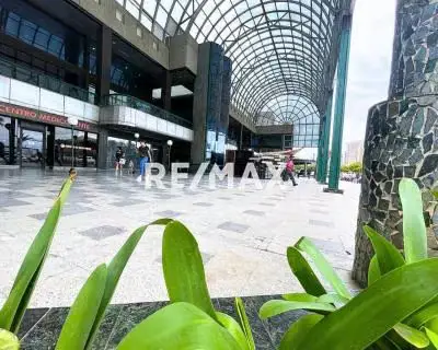 OFICINA EN VENTA EN EL C.C. GALERIAS FENTE, PORLAMAR, ISLA DE MARGARITA