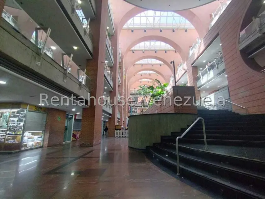 Local Comercial en Alquiler en El Cafetal, Distrito Metropolitano - 3