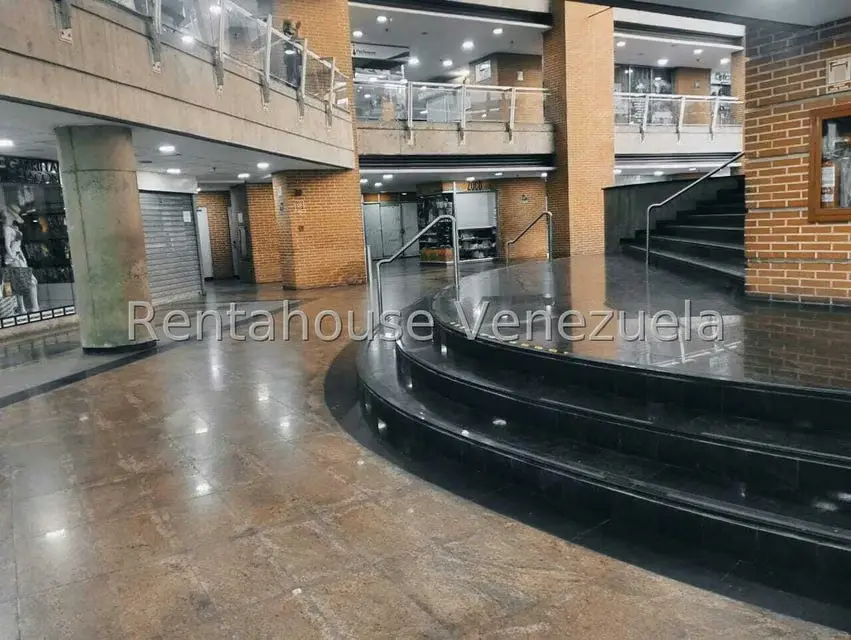 Local Comercial en Alquiler en El Cafetal, Distrito Metropolitano - 4