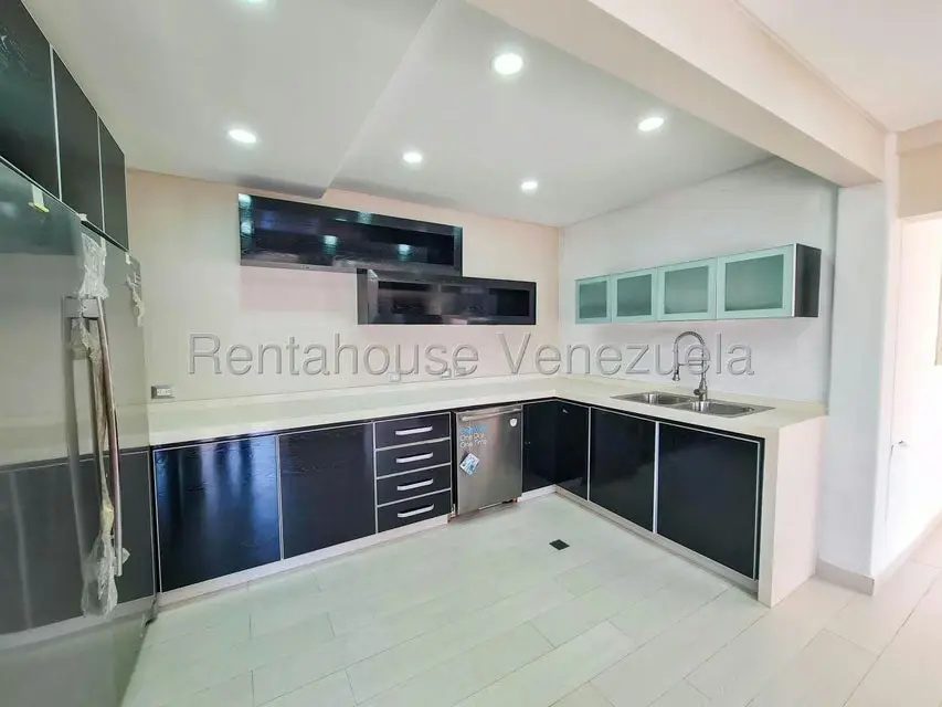 Casa (Multipes Niveles) en Venta en Alto Hatillo, Distrito Metropolitano - 13