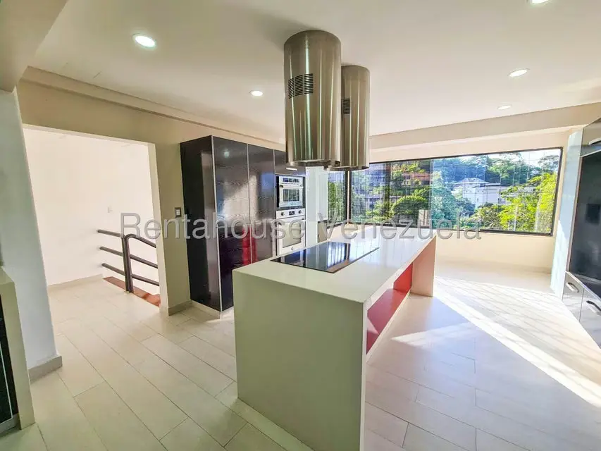 Casa (Multipes Niveles) en Venta en Alto Hatillo, Distrito Metropolitano - 16