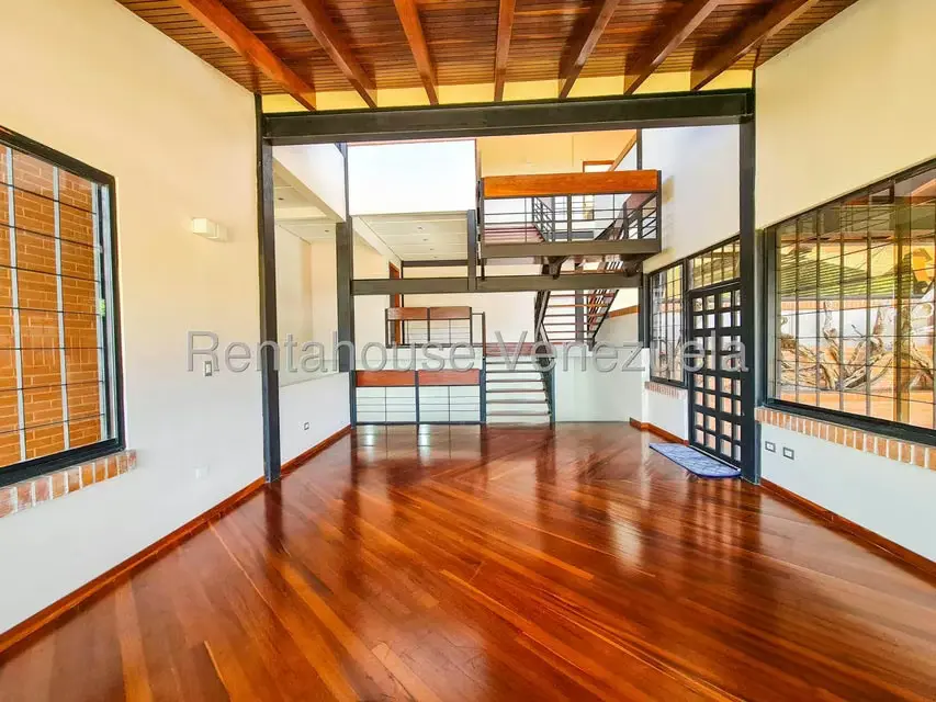 Casa (Multipes Niveles) en Venta en Alto Hatillo, Distrito Metropolitano - 9