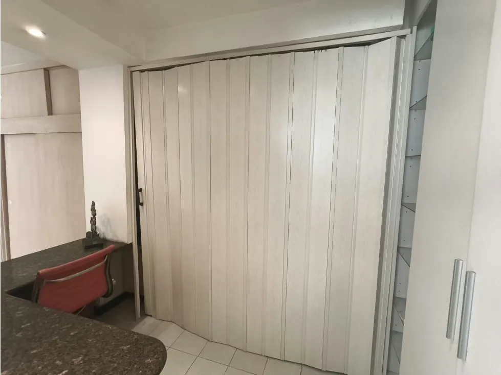 HERMOSA Y CÓMODA OFICINA EN ALQUILER EN CHACAO - 8