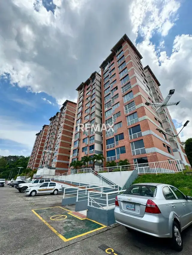 ALQUILER DE APARTAMENTO RES ALCAZAR