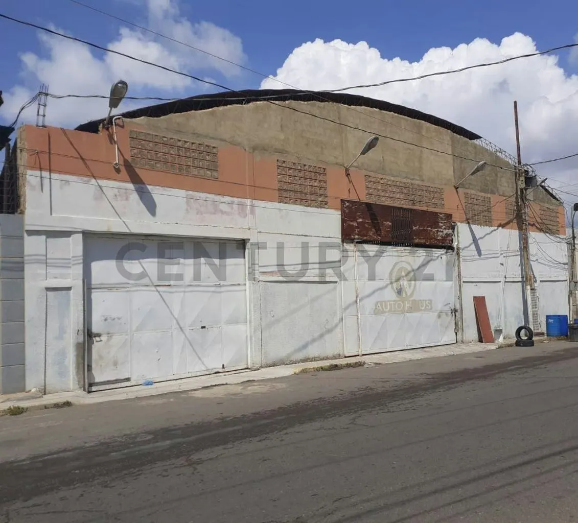 Amplio y funcional galpón multiproposito