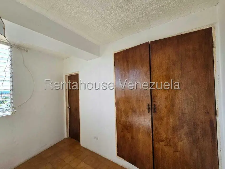 Apartamento (1 Nivel) en Venta en Centro, Zulia - 11