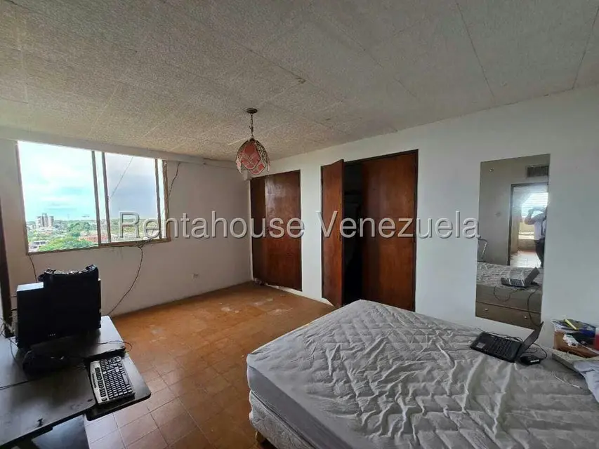 Apartamento (1 Nivel) en Venta en Centro, Zulia - 4