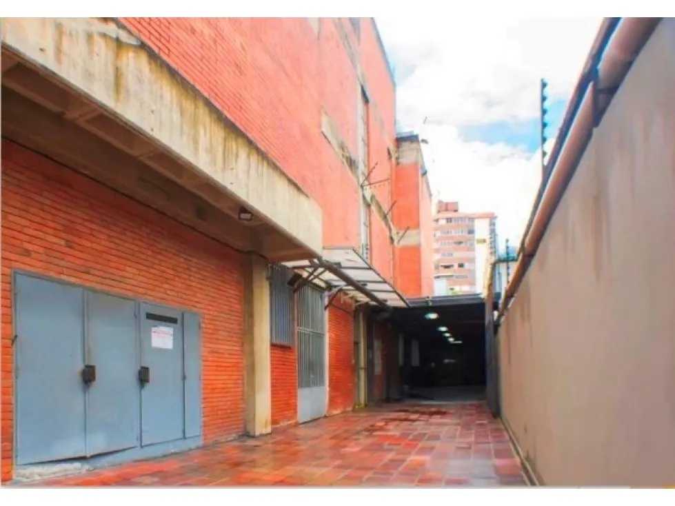 Vendo edificio industrial 3820m2 La Urbina 5437 - 6