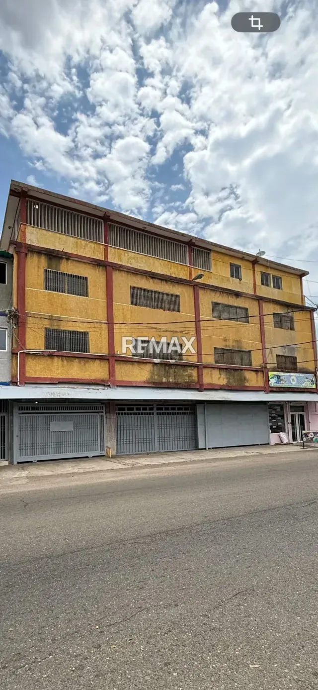 Se Alquila Apartamento Tipo Estudio en 18 de Octubre