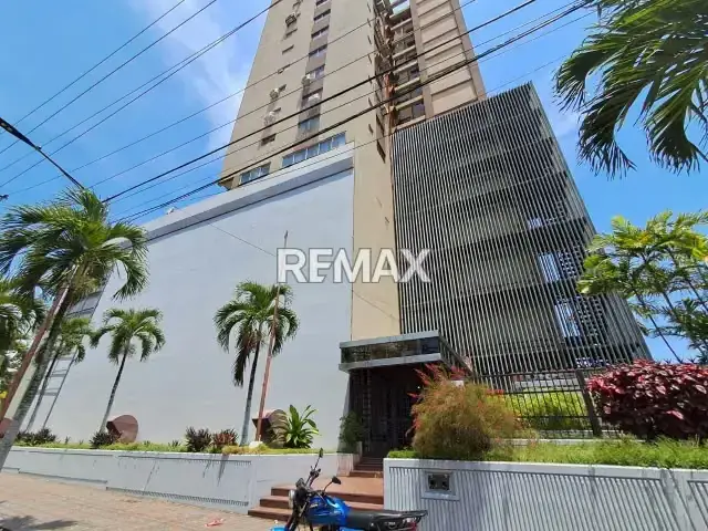 134 m2 Alquiler oficina A Torre Banesco Av Bolivar Valencia