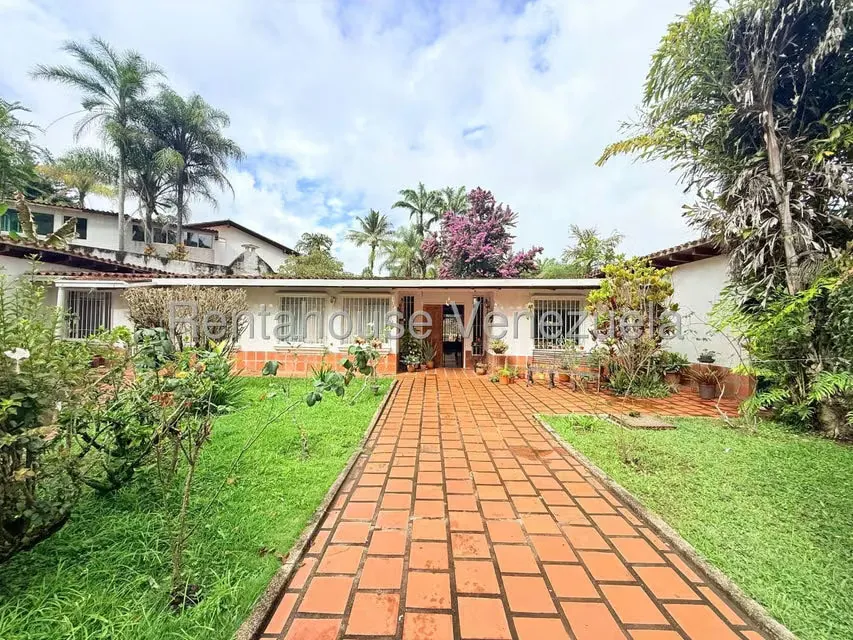 Casa (1 Nivel) en Venta en La Lagunita Country Club, Distrito Metropolitano - 2