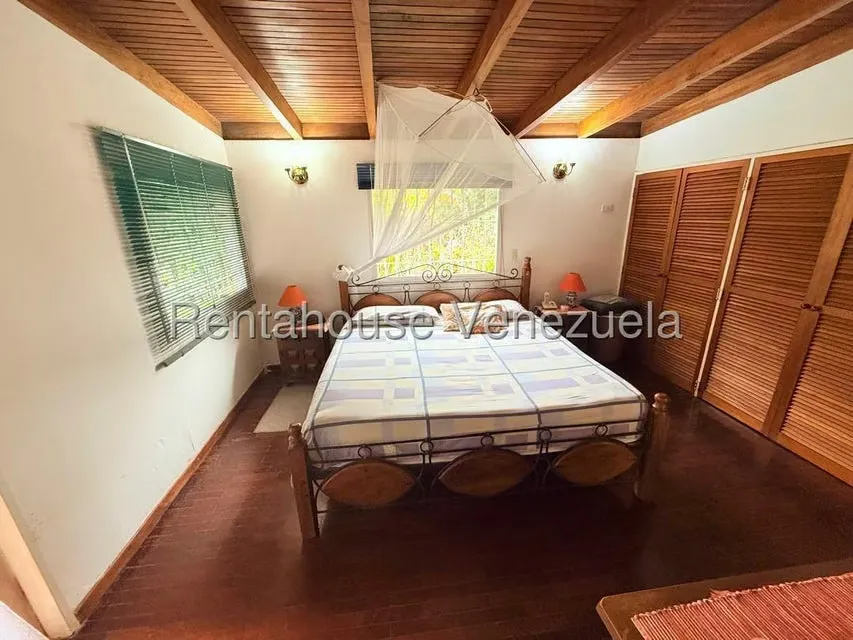 Casa (1 Nivel) en Venta en La Lagunita Country Club, Distrito Metropolitano - 19