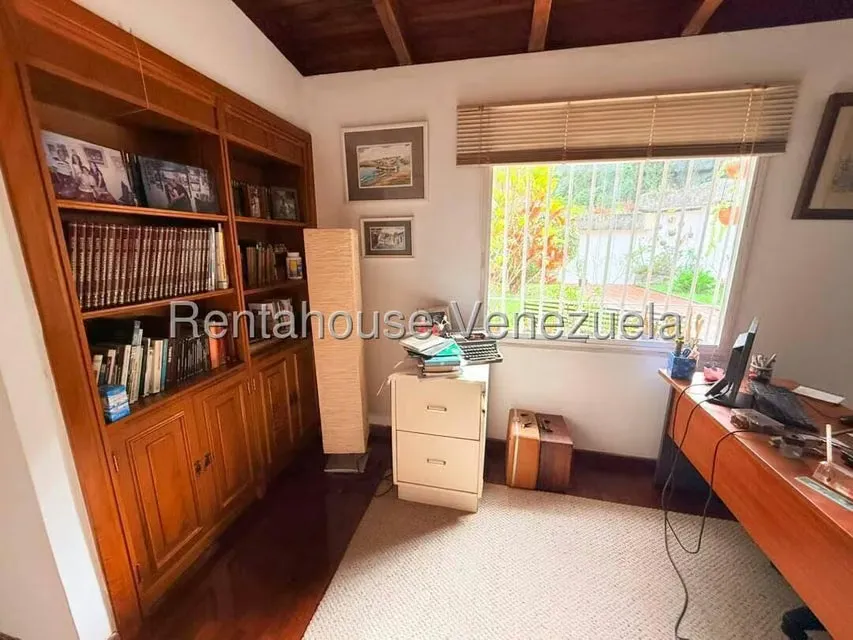 Casa (1 Nivel) en Venta en La Lagunita Country Club, Distrito Metropolitano - 28