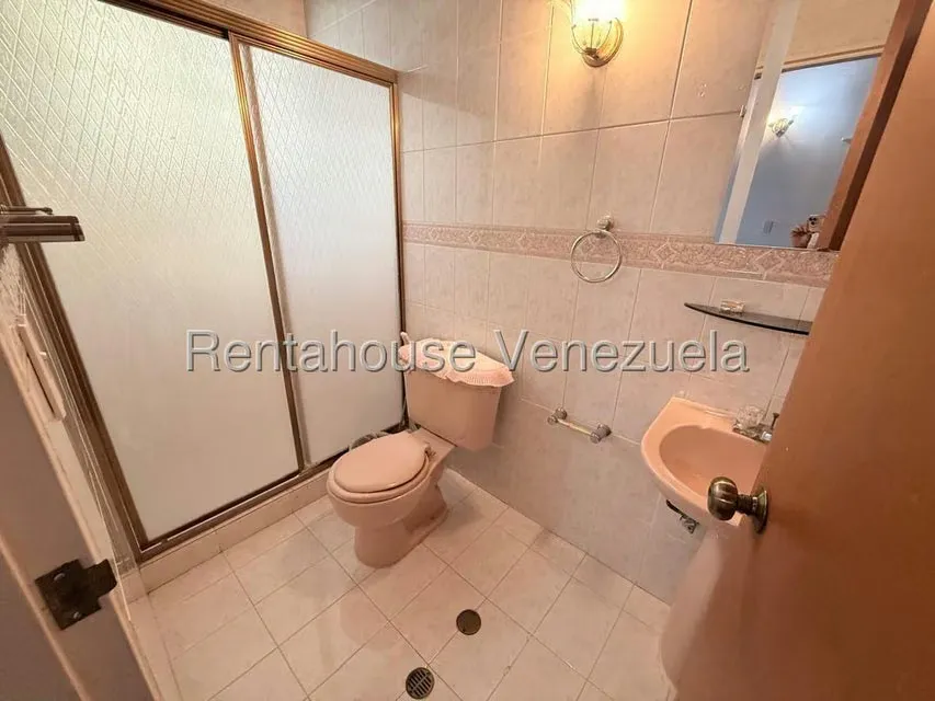 Casa (1 Nivel) en Venta en La Lagunita Country Club, Distrito Metropolitano - 33