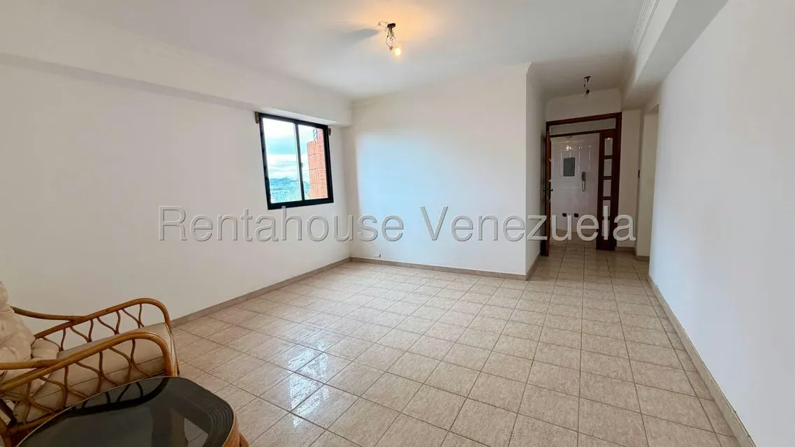 Apartamento (1 Nivel) en Venta en Miranda, Distrito Metropolitano - 11