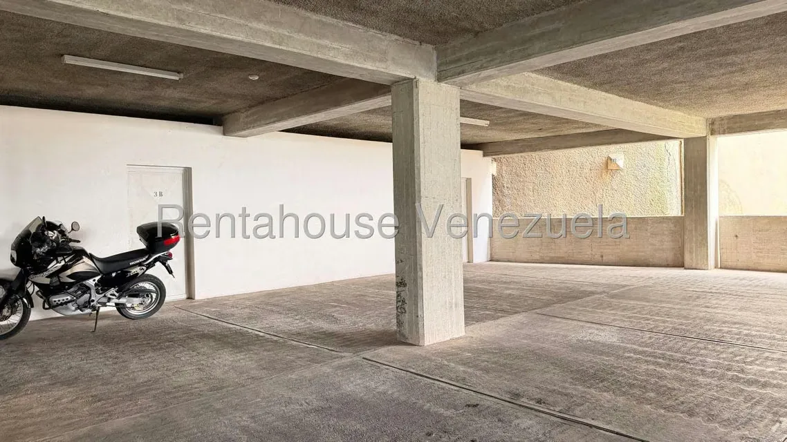 Apartamento (1 Nivel) en Venta en Miranda, Distrito Metropolitano - 12