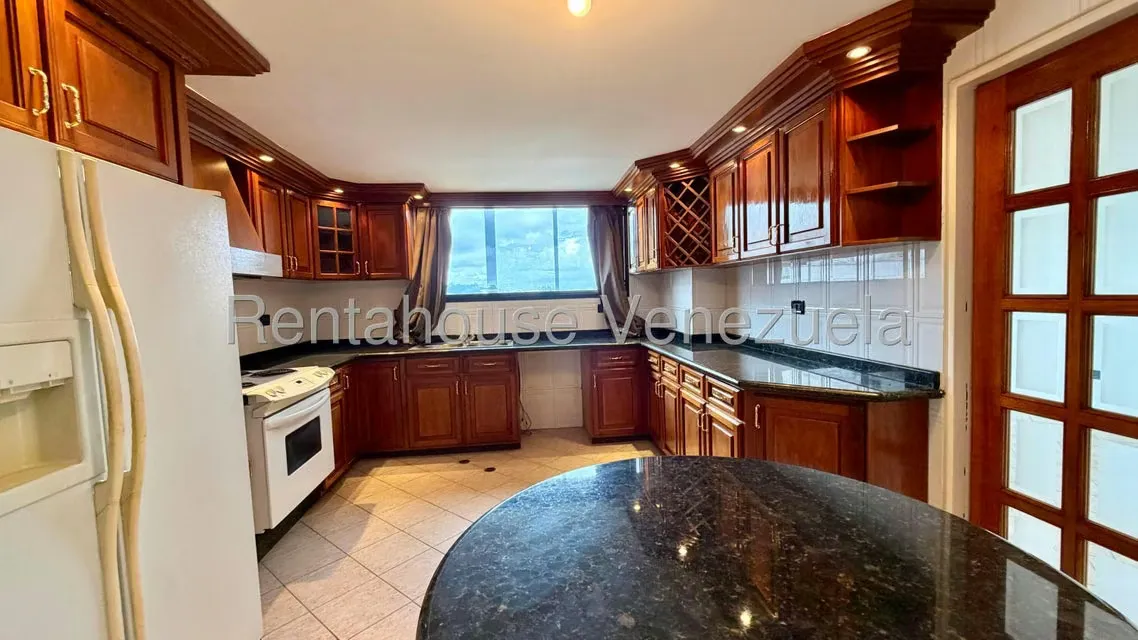 Apartamento (1 Nivel) en Venta en Miranda, Distrito Metropolitano - 3