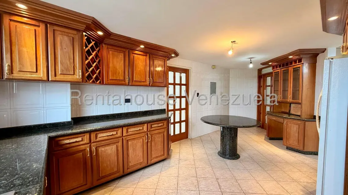 Apartamento (1 Nivel) en Venta en Miranda, Distrito Metropolitano - 4