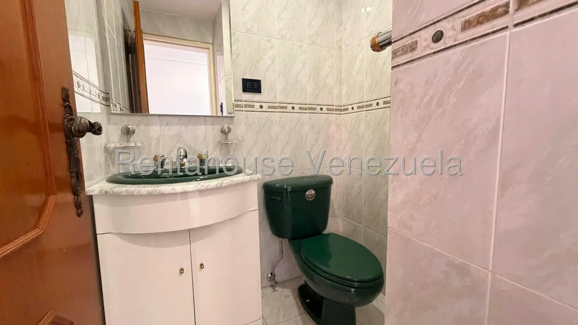 Apartamento (1 Nivel) en Venta en Miranda, Distrito Metropolitano - 5