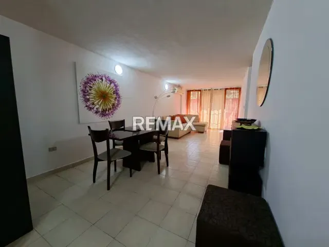 APARTAMENTO EN VENTA EN LOMAS DE MAÑONGO - AMOBLADO