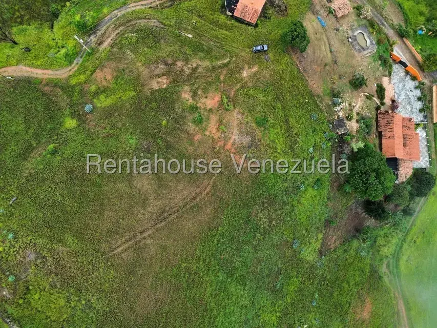Terreno (Finca) en Venta en La Colonia Tovar, Aragua - 3