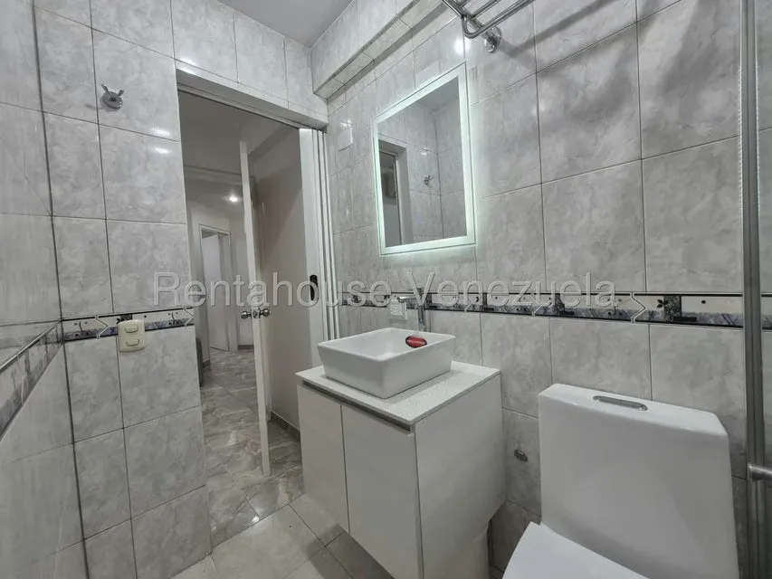 Apartamento (1 Nivel) en Alquiler en San Bernardino, Distrito Metropolitano - 17