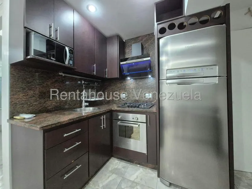 Apartamento (1 Nivel) en Alquiler en San Bernardino, Distrito Metropolitano - 3