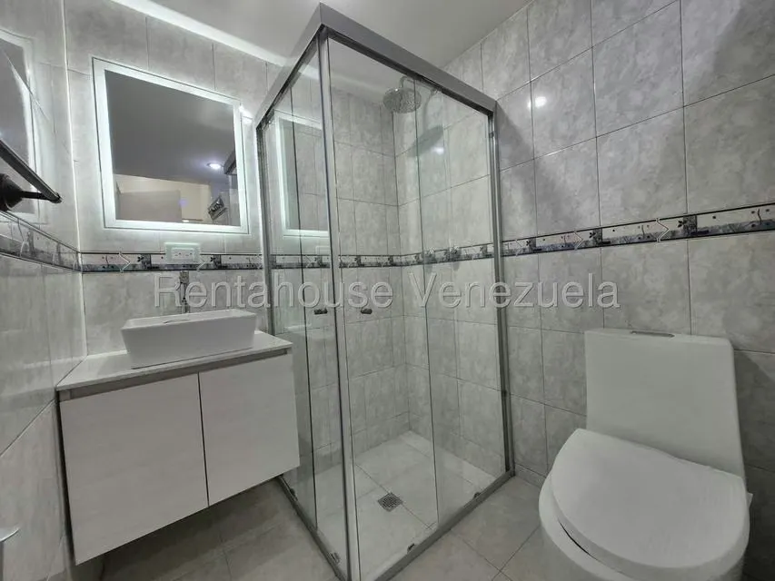 Apartamento (1 Nivel) en Alquiler en San Bernardino, Distrito Metropolitano - 21