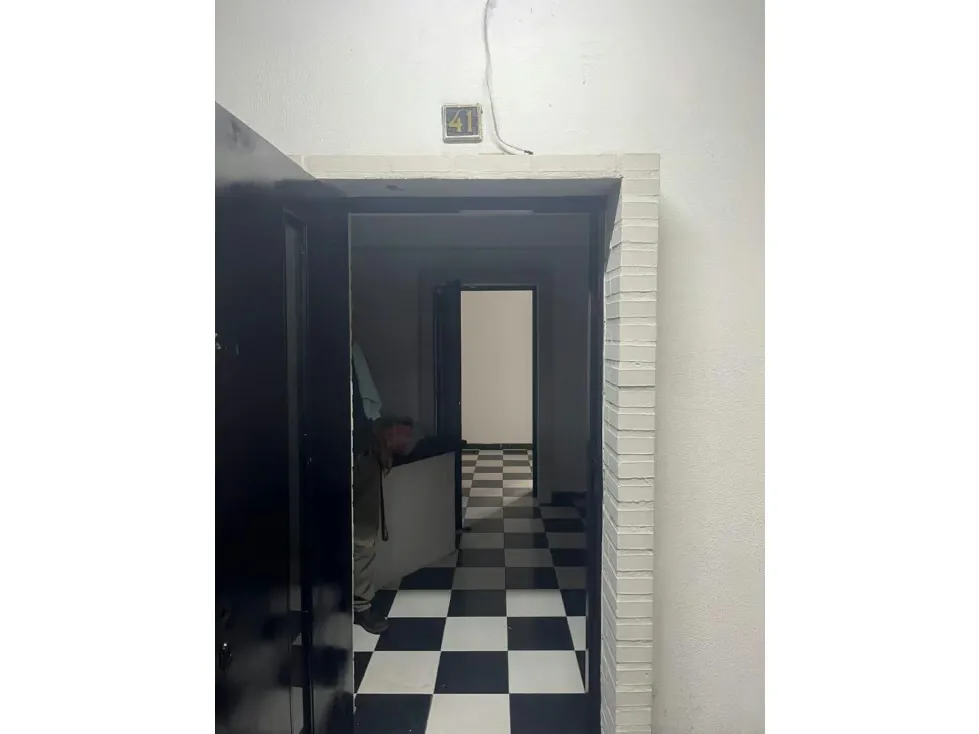En Alquiler Local Comercial en Capitolio 107 mts2 - 11