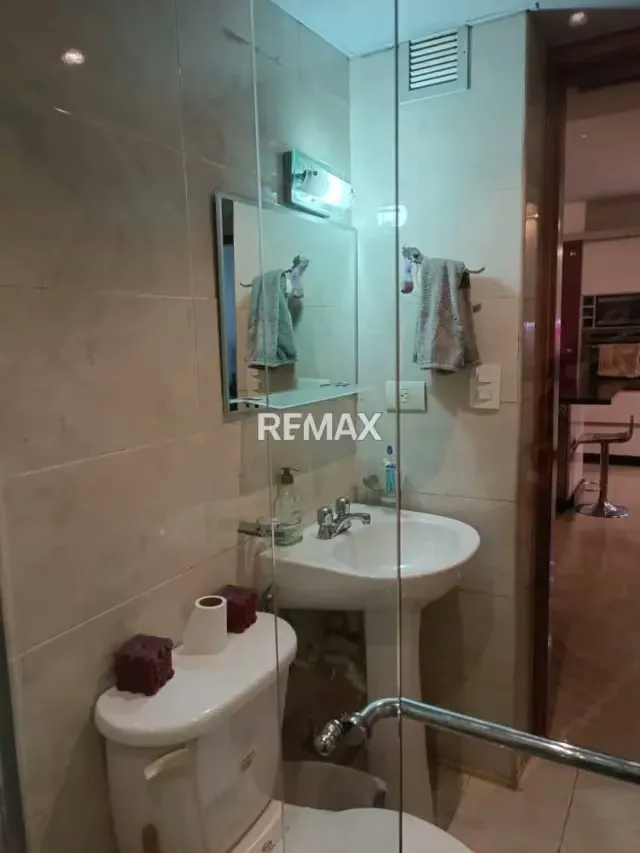 EN VENTA EXCLUSIVO A PARTAMENTO EN LA AV. ARISMENDI DE LECHERIA, CONJUNTO RESIDENCIAL SOLARENA SUR - 8