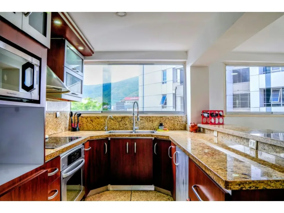 Se vende Edificio 1965m² Colinas de Bello Monte - 11