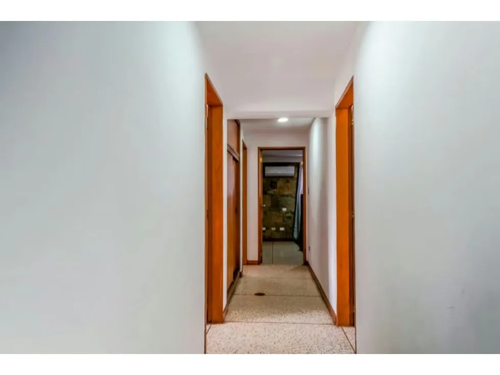 Se vende Edificio 1965m² Colinas de Bello Monte - 14