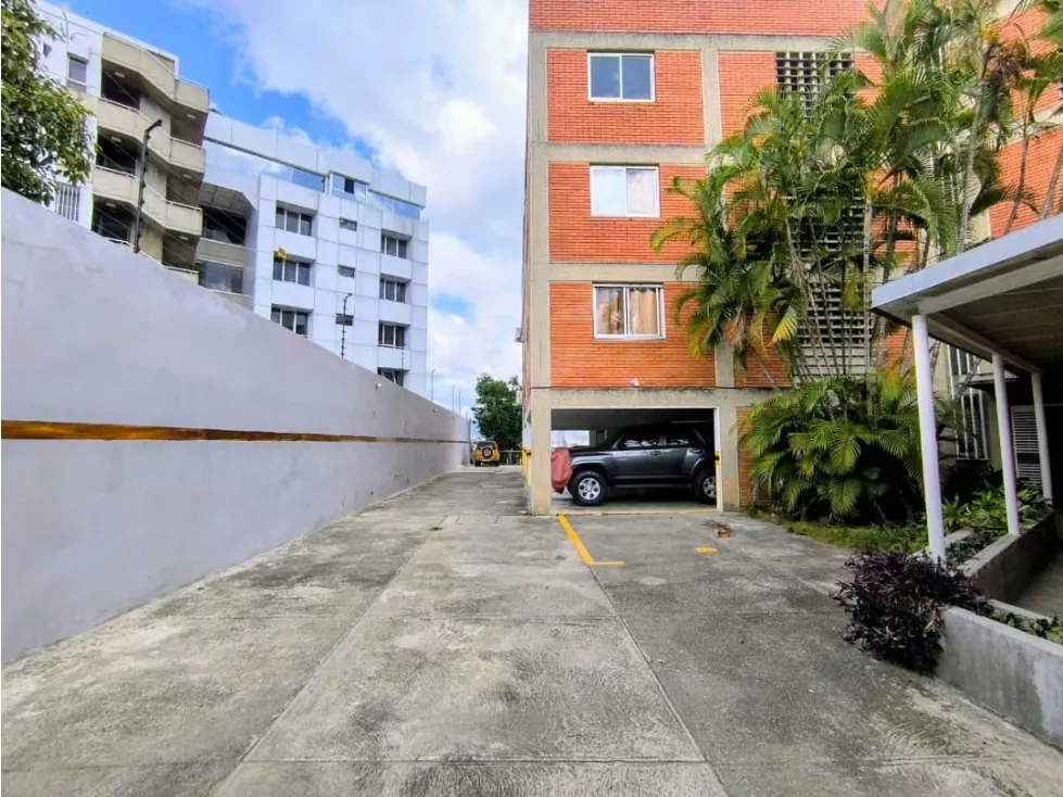 Se vende Edificio 1965m² Colinas de Bello Monte - 4