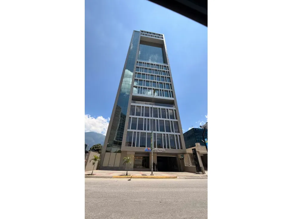 Se vende/alquila Local Comercial 855,48m² 2b Las Mercedes - 19